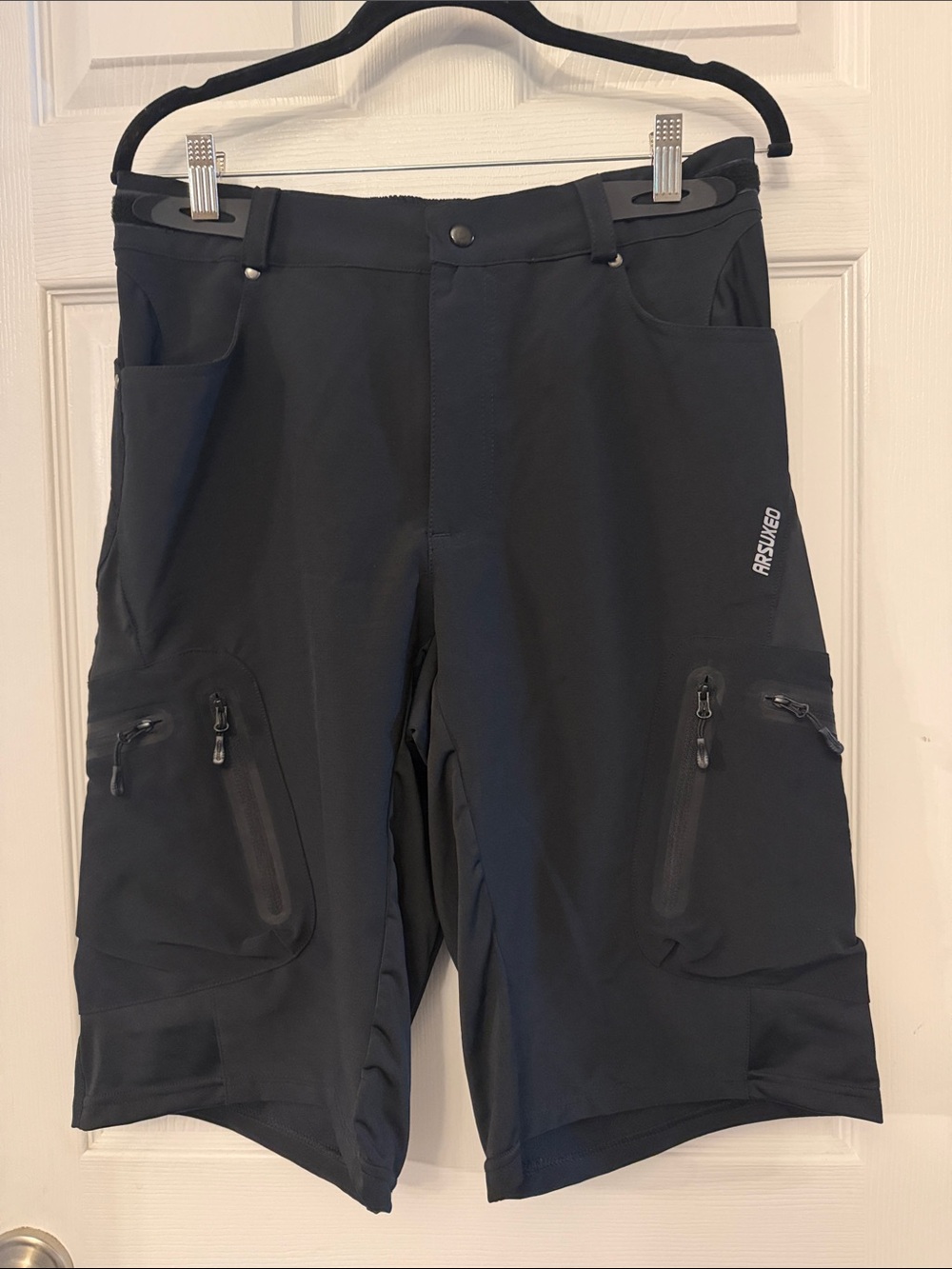 Men's Black Technical/Cycling Cargo Shorts, Large